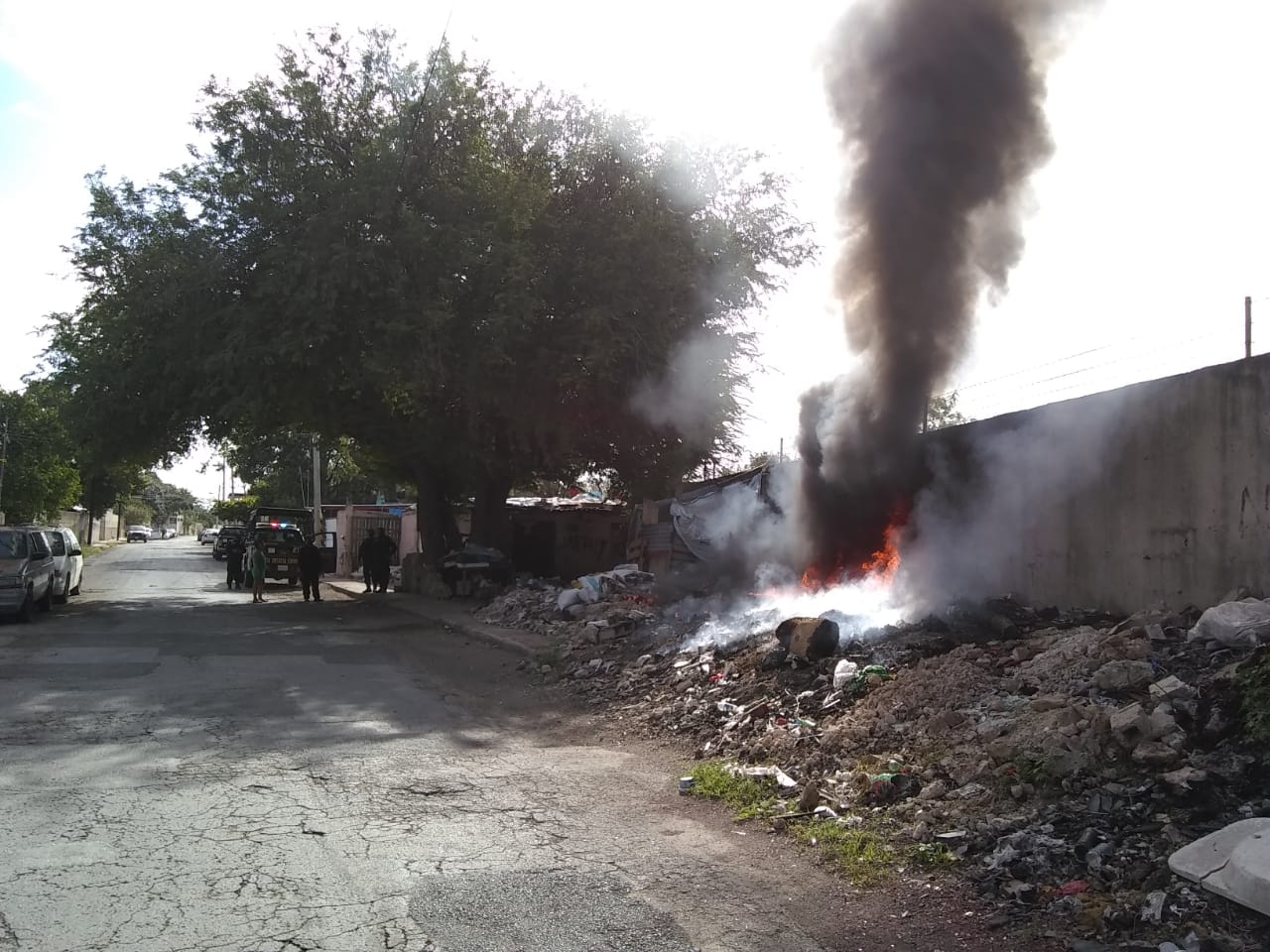 Habitantes piden que las autoridades resuelvan la situación