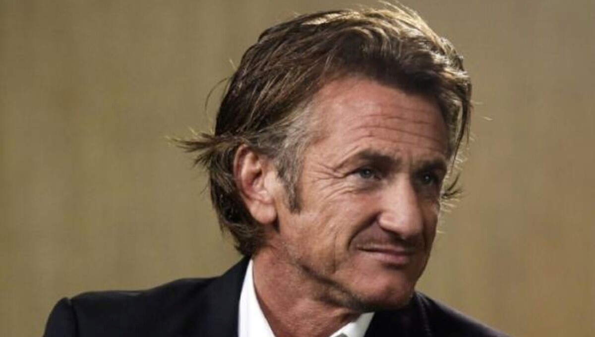 Sean Penn aparece en rueda de prensa del mandatario ucraniano; planea producir documental