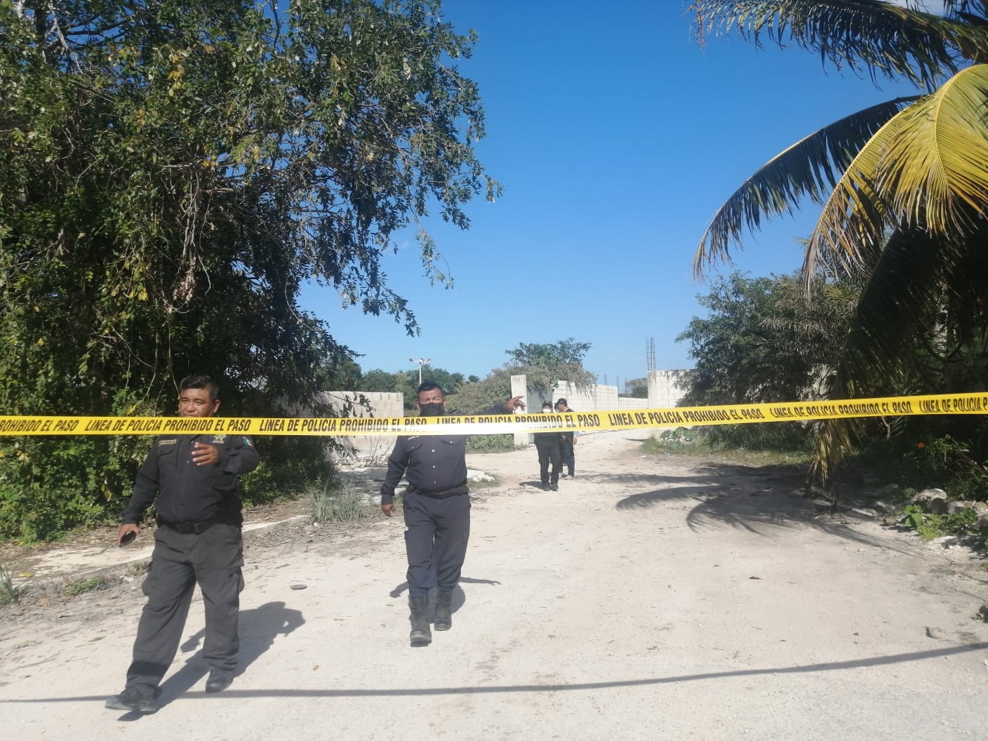 Policías de Progreso disparan contra un camioneta; hay dos detenidos: VIDEO