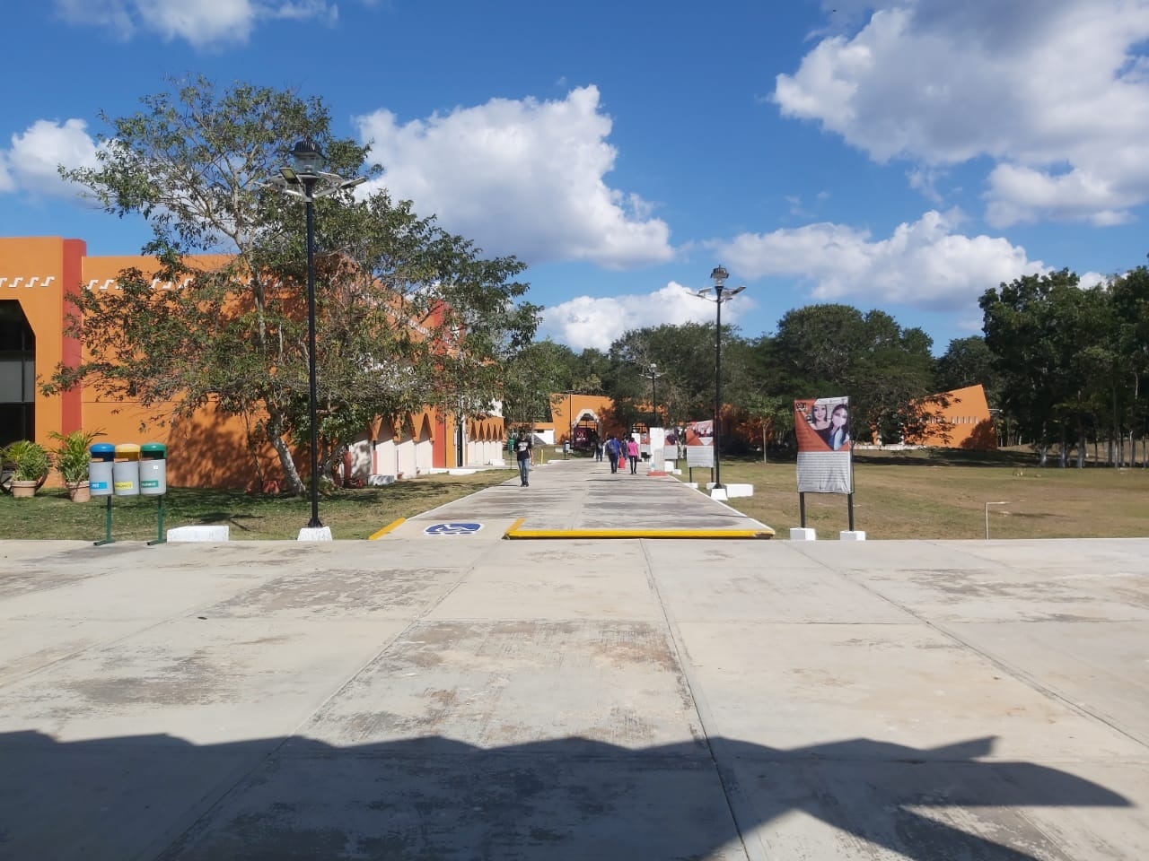 Un grupo de alumnos junto con un docente de Calkiní fueron enviados a confinamiento domiciliario por COVID-19