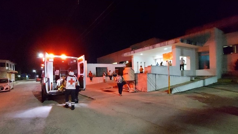 Muere abuelito en las puertas del hospital de Tizimín por problemas respiratorios