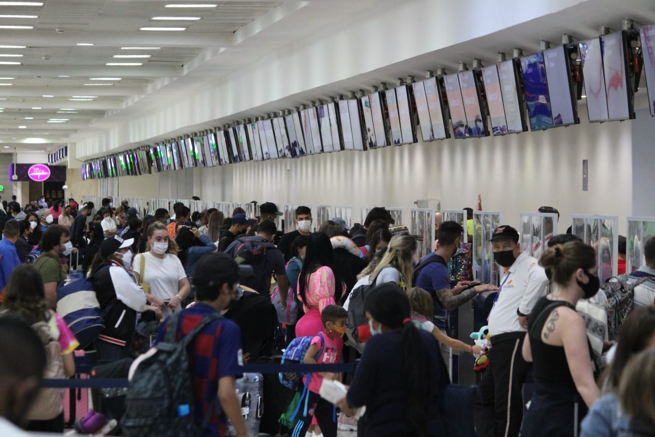 Aeropuerto de Cancún programa 566 vuelos este Día de la Constitución Mexicana