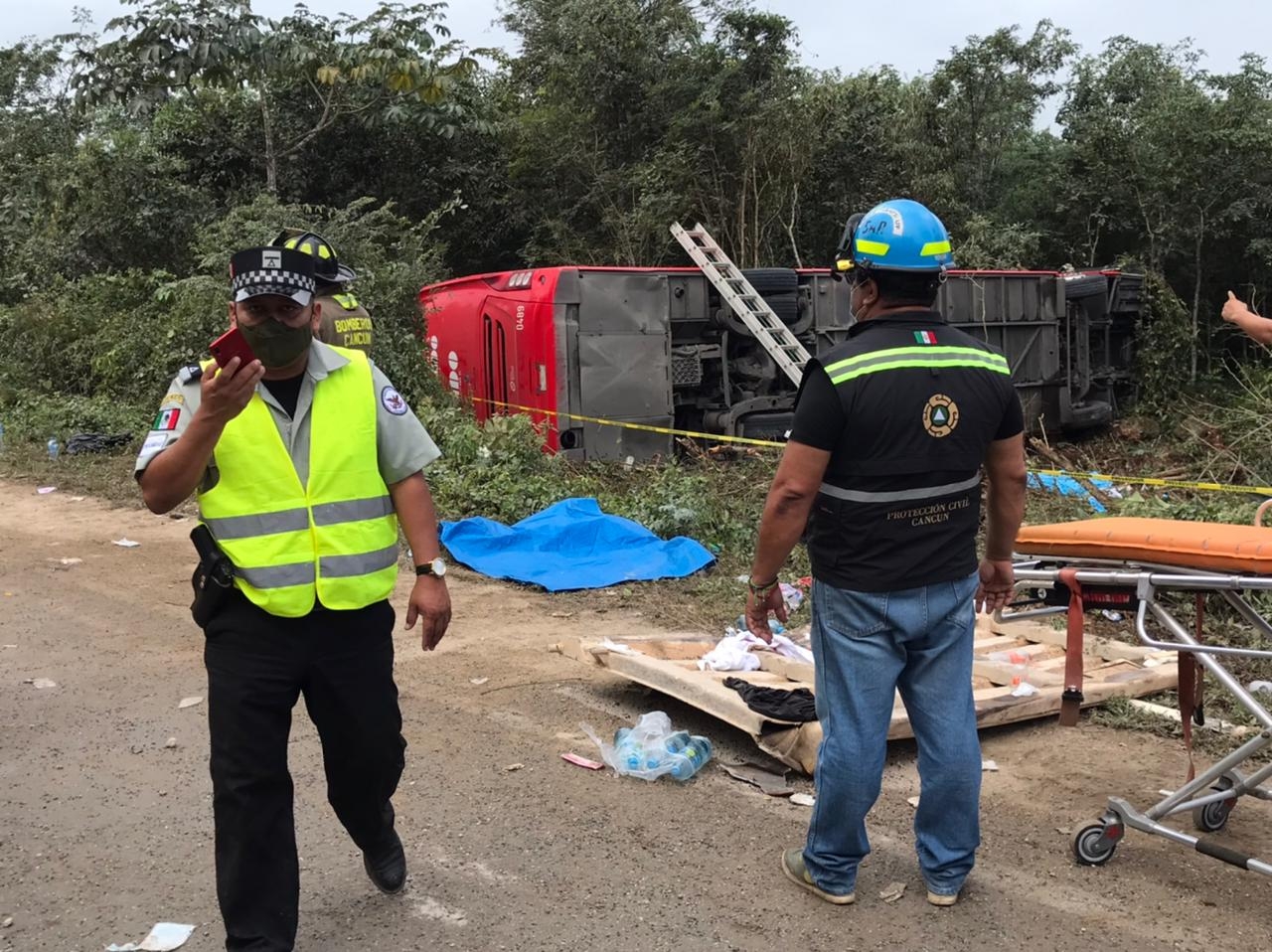 Revelan nombres de los pasajeros muertos en choque del ADO en la Cancún-Mérida