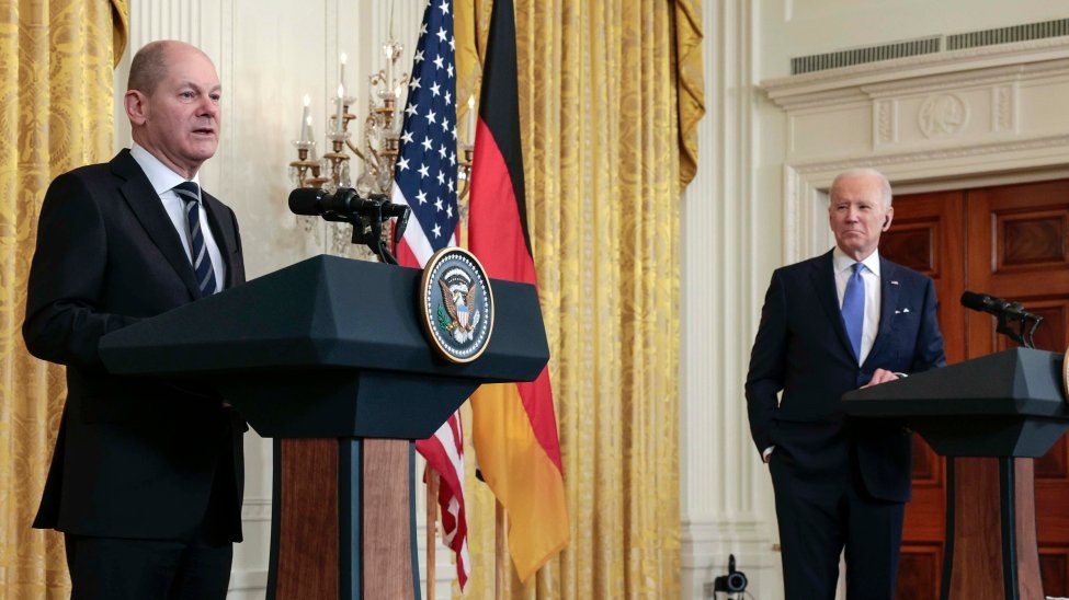 El primer ministro de Alemania, Olaf Scholz y el presidente de Estados Unidos, Joe Biden, se reunieron en la Casa Blanca. Foto: AFP