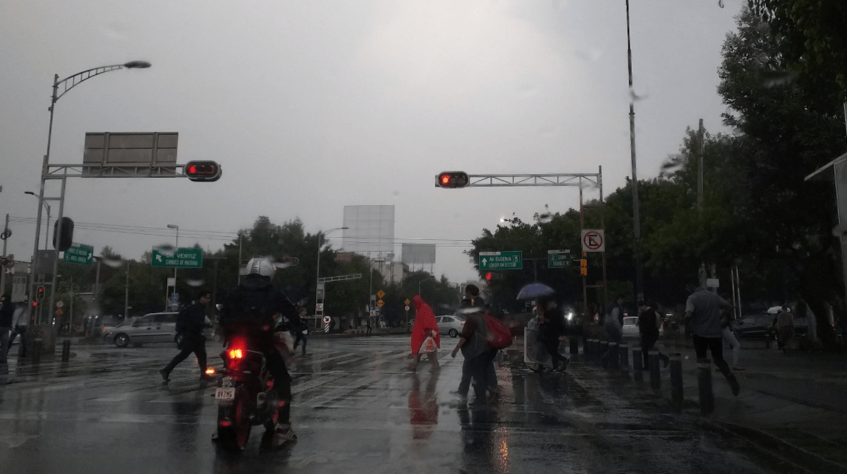 Hay probabilidad de lluvias y chubascos en la CDMX. Foto: Twitter