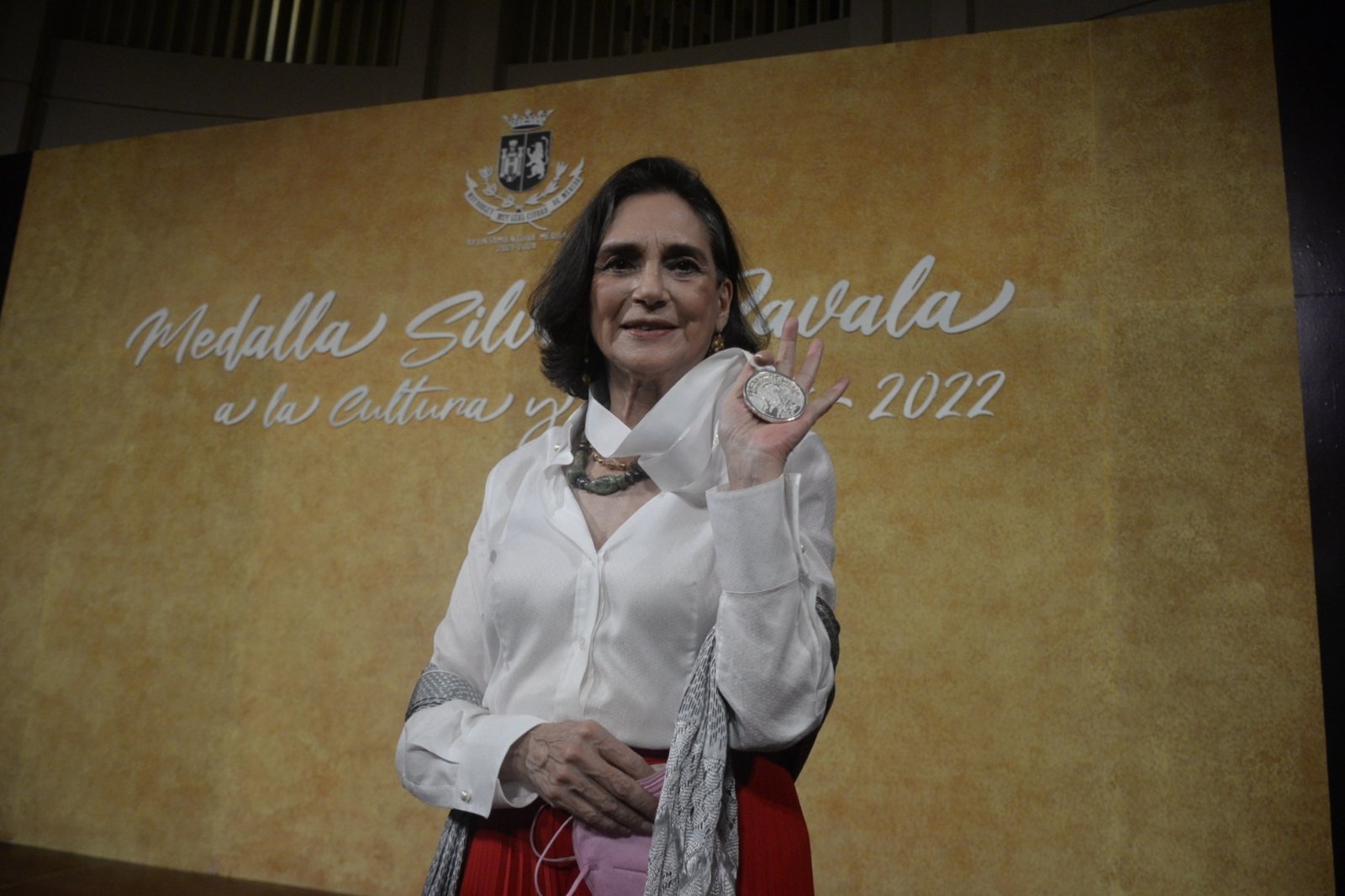 Ofelia Medina se confiesa a Silvio Zavala Vallado en Mérida