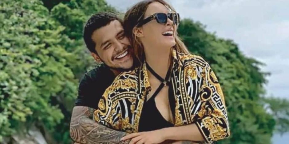 ¿Belinda y Christian Nodal se casaron? Foto revelaría la verdad