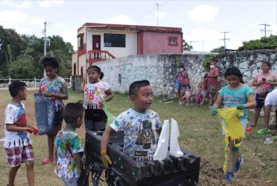 Pobladores de Tenabo celebran el tradicional 'Martes de Pintadera'