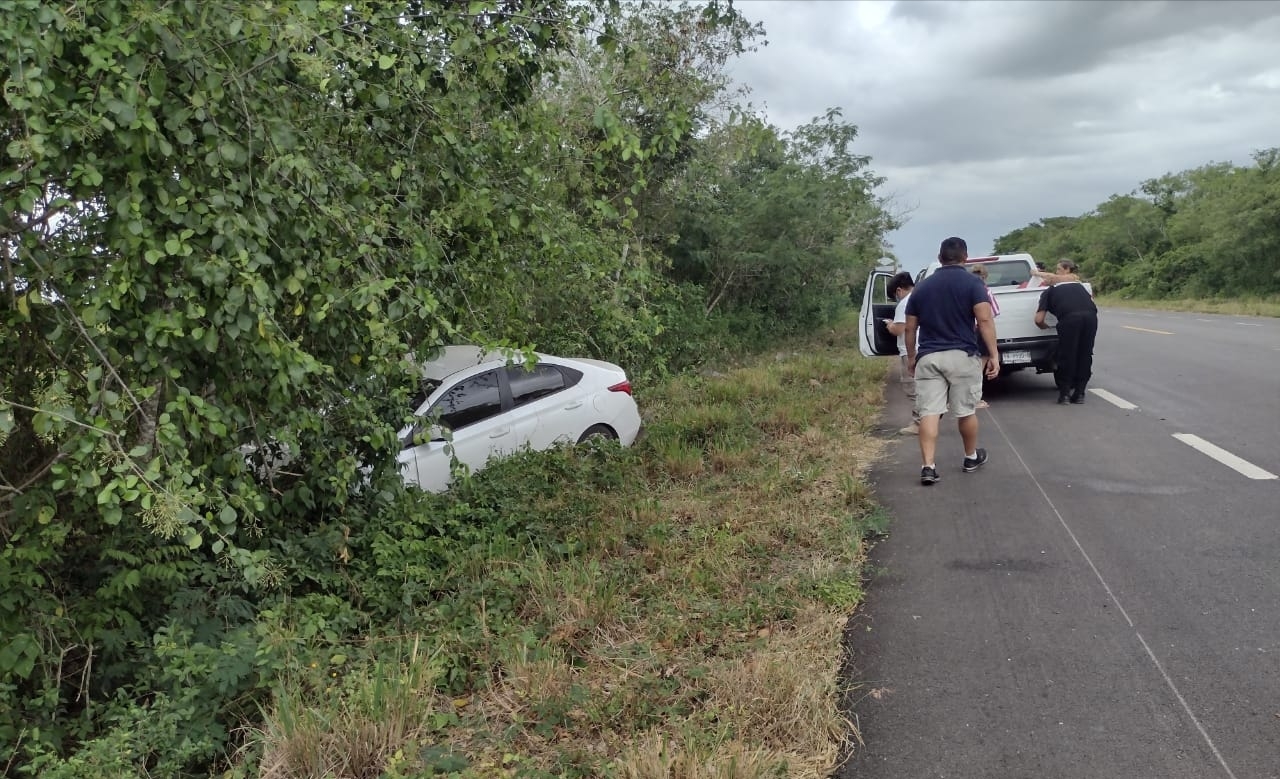 Abuelitas terminan lesionadas tras chocar en la carretera Buctzotz-Tizimín