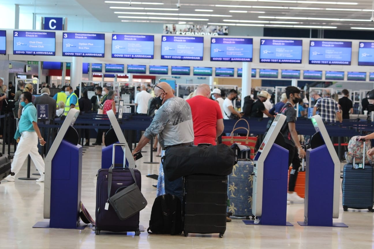 Esta es la segunda ocasión en la semana que se registran retrasos en las operaciones en el aeropuerto de Cancún