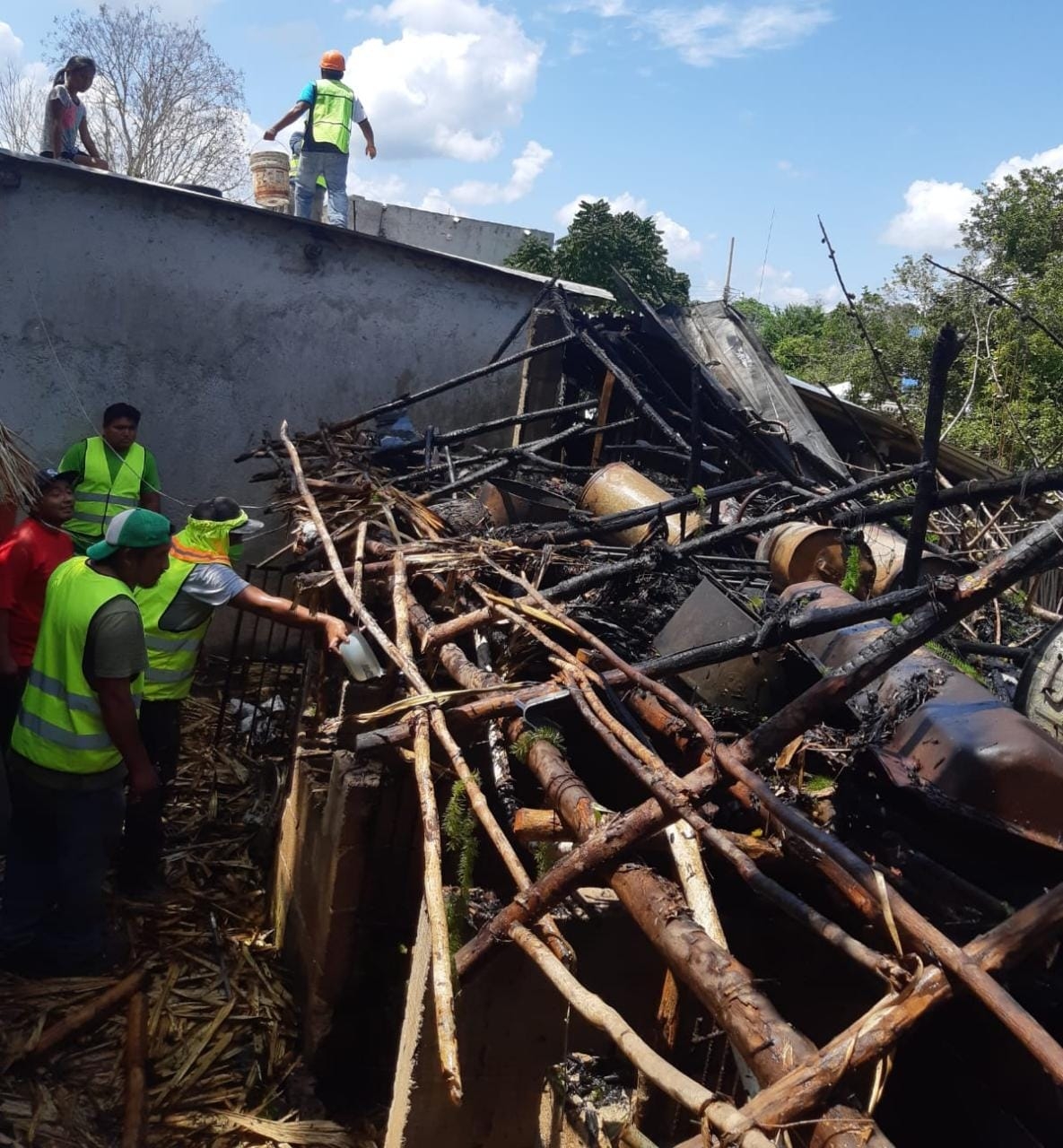 El fuego consumió un cuarto, pero no hubo pérdidas humanas que lamentar