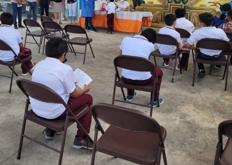 Realizan pruebas de COVID-19 a alumnos de primaria en Chocholá