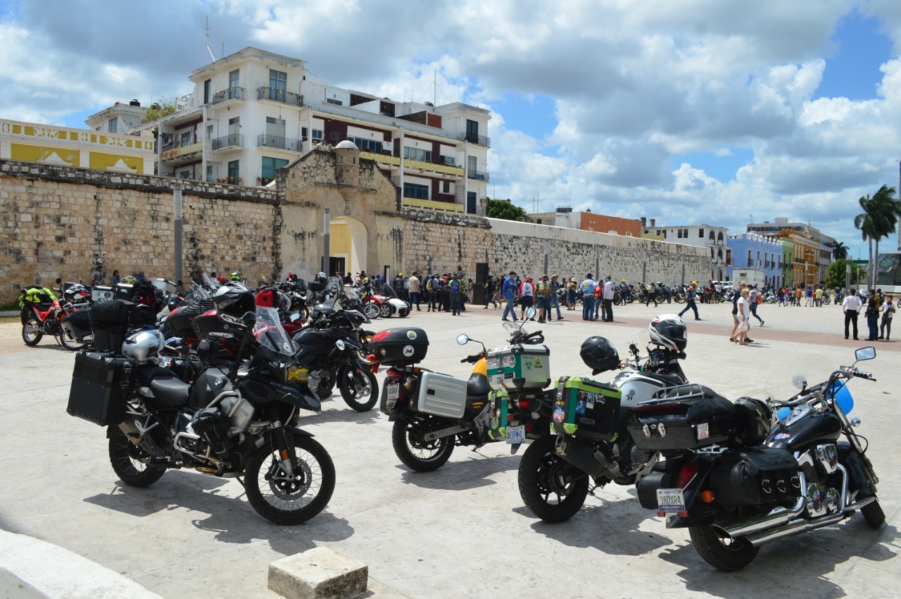 Más de 300 motociclistas recorrerán la Ruta Maya; inició en Campeche