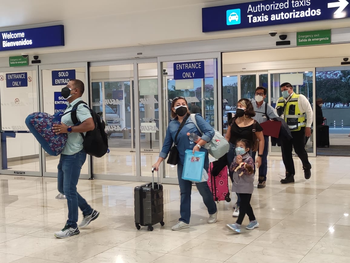 Los pasajeros del vuelo cancelado hacia la CDMX en Mérida fueron transferidos a otra salida operada por Aeroméxico