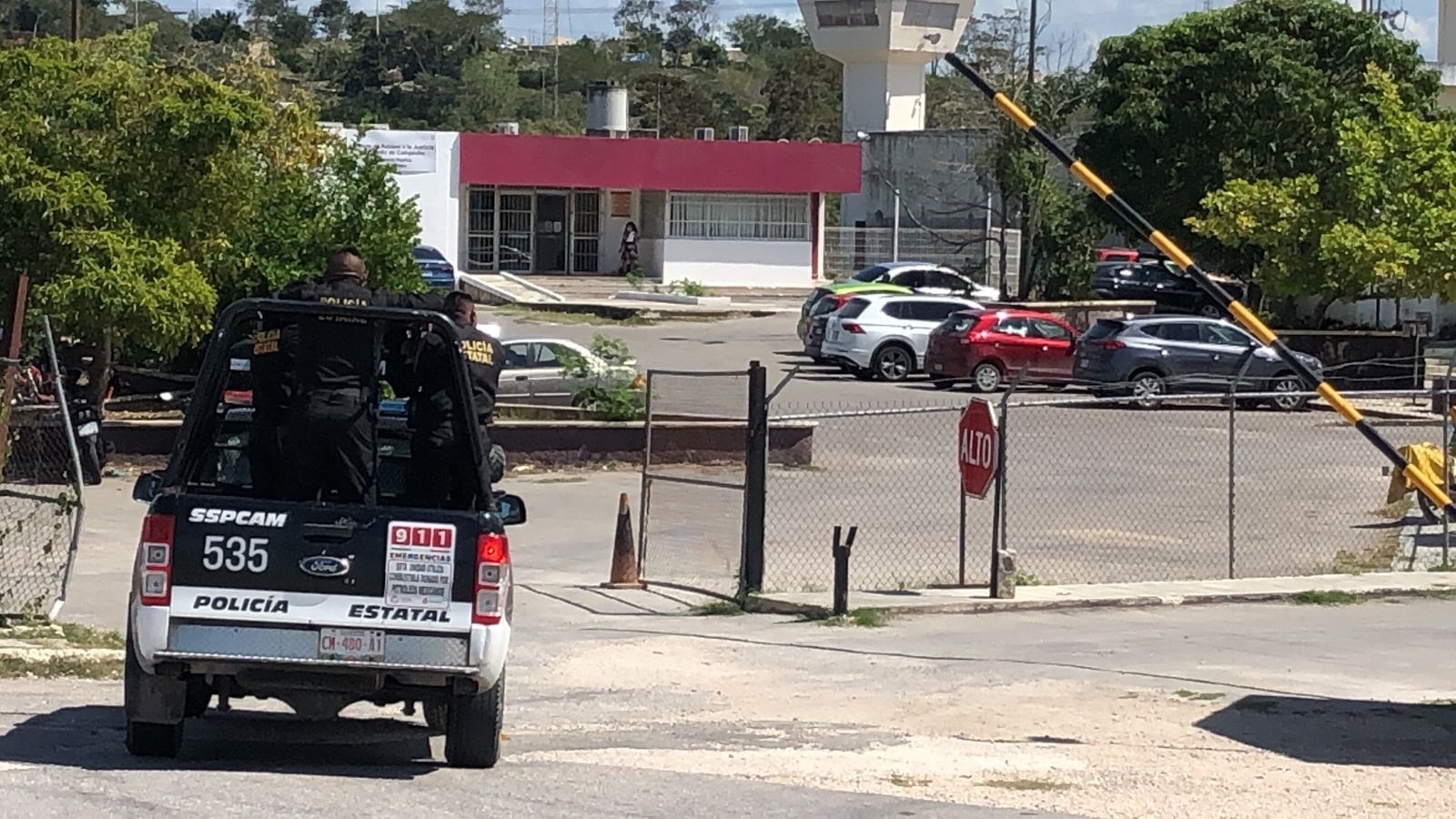 Autoridades federales ya esperaban al hombre en la calle