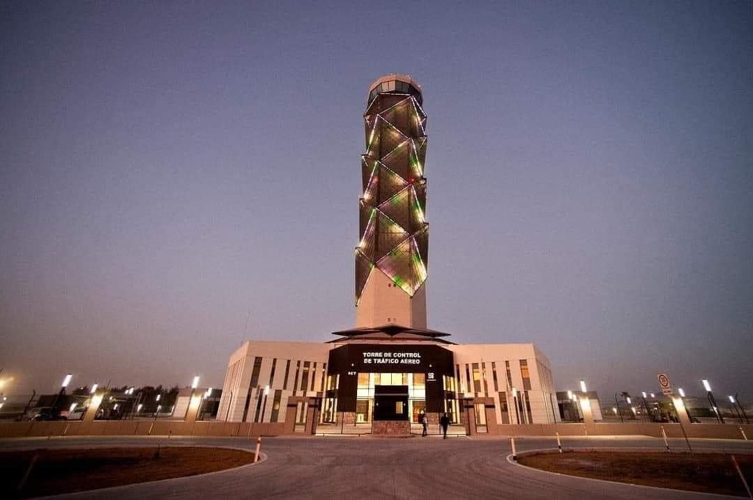 La Torre de Control se ha vuelto uno de los símbolos más importantes del AIFA. Foto: Facebook