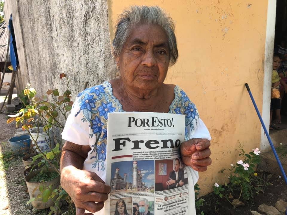 Martina Canché contó a Por Esto! que sus sobrinos le ayudan a estar informada sobre los otros pueblos de Yucatán