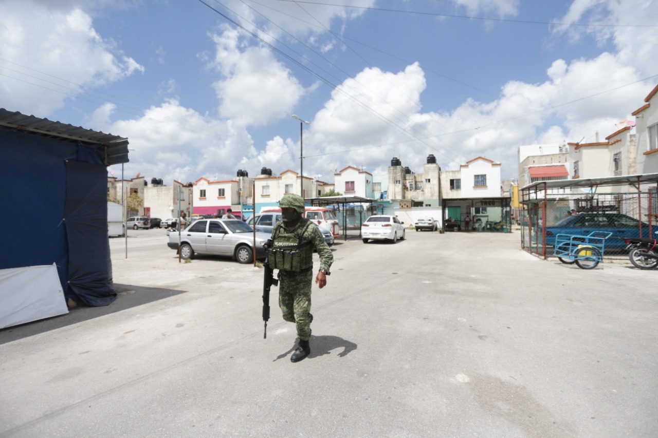 Intentan ejecutar a un hombre en Villas Otoch Paraíso de Cancún