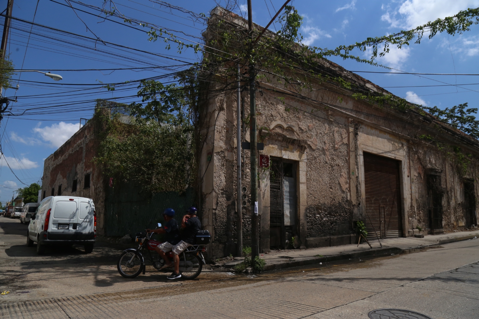 ¡Peligro! Más de 100 casas del Centro Histórico de Mérida en riesgo de derrumbe