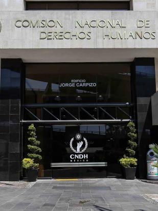 La CNDH afirmó que entre los pendientes se encuentra le traslado del agraviado a un reclusorio cercano a su familia; son 28 años que no tiene contacto físico con ellos