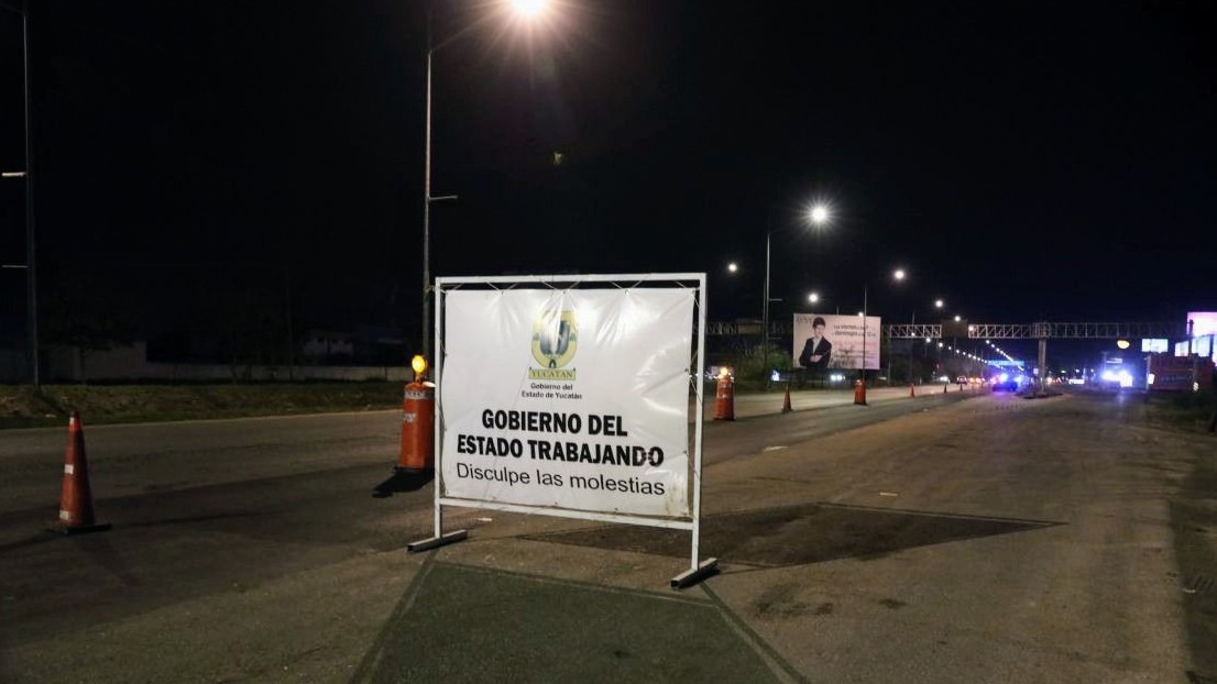 La repavimentación se lleva a cabo durante las noches, que es cuando hay menor flujo vehicular