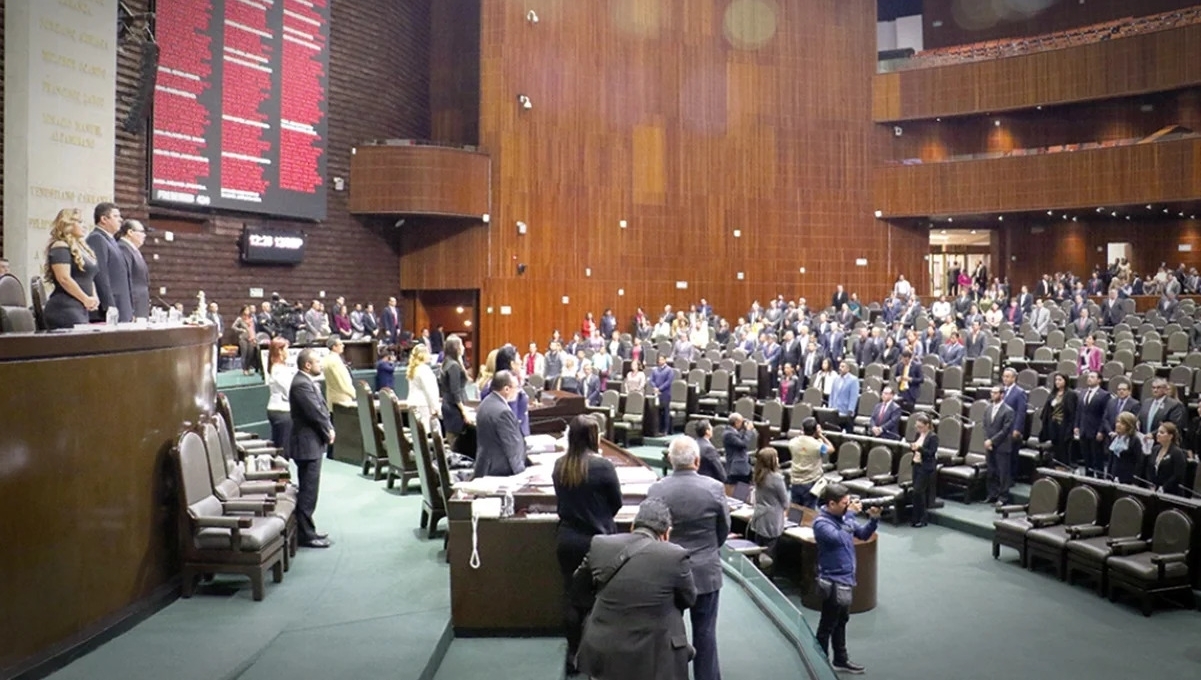 Los legisladores de oposición buscan hecar abajo el decreto que permite la promoción de la Revocación de Mandato por funcionarios. Foto: Cámara de Diputados