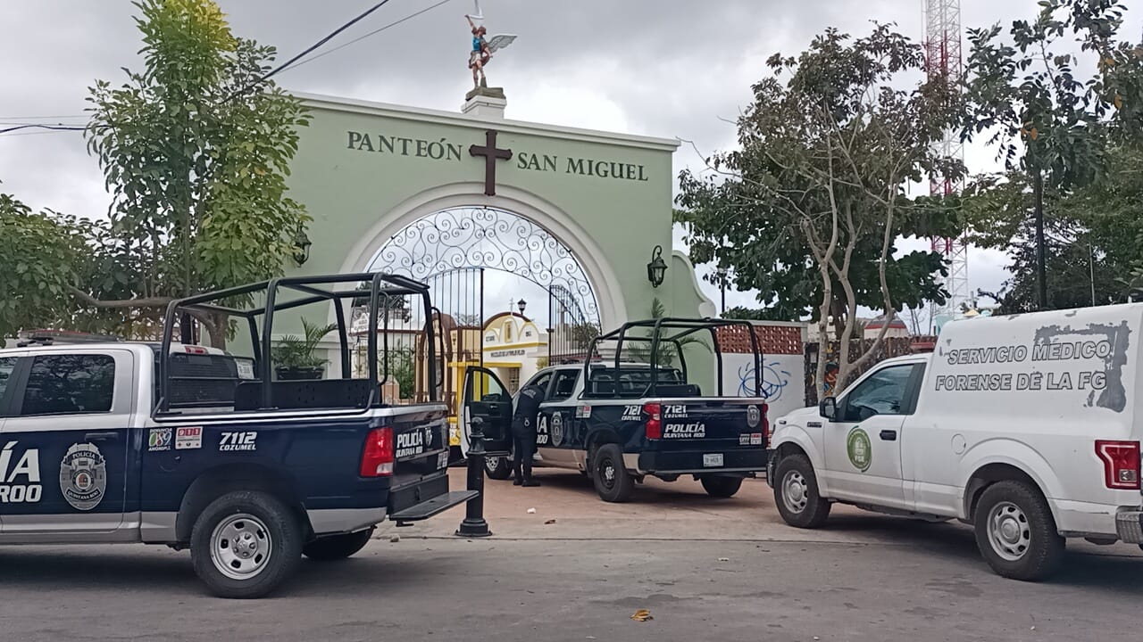 Policías lograron capturar al hombre que profanó un féretro en el cementerio de la Zona Centro de Cozumel