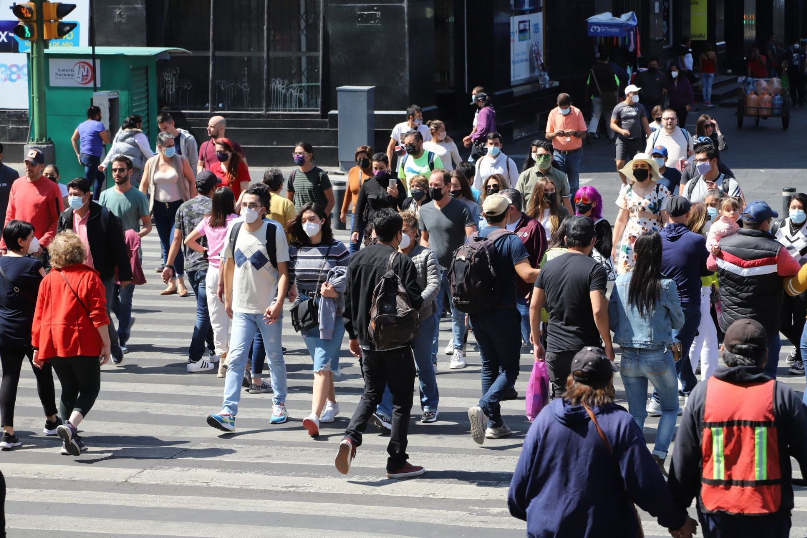 A partir del lunes, el semáforo COVID en CDMX regresa al color verde, informaron autoridades de la capital.