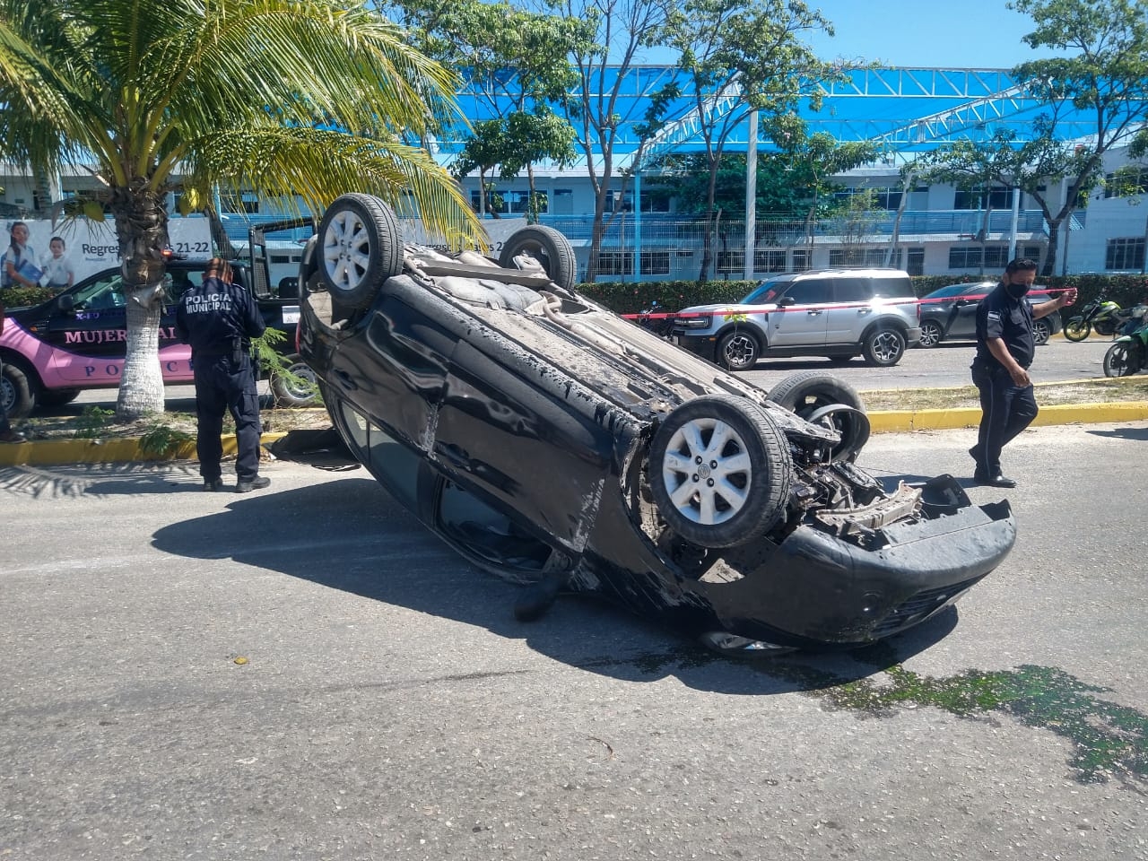 El hombre se desmayó al volante en un fraccionamiento de Ciudad del Carmen