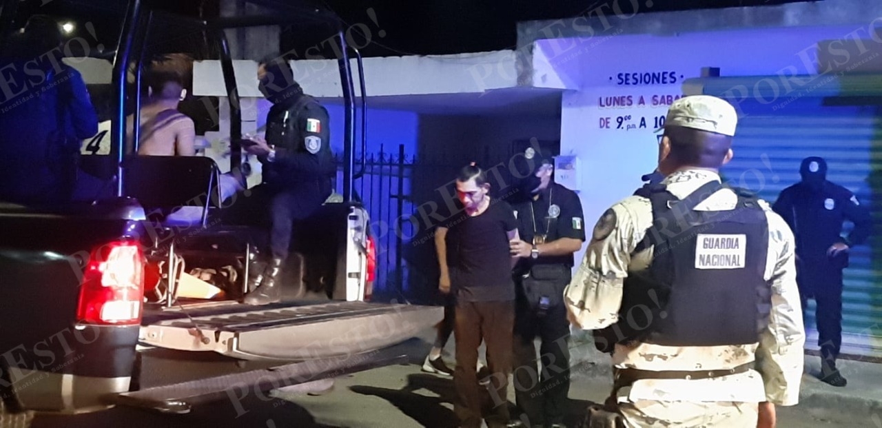 Fue un contingente policiaco en conjunto con las Fuerzas Armadas, quienes llegaron al lugar