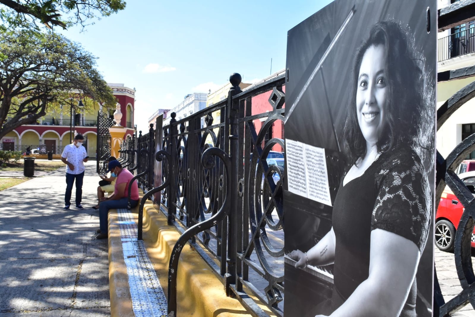 Las fotografías fueron creadas por el fotógrafo argentino Gustavo Costa, quien reside en Campeche desde hace 16 años