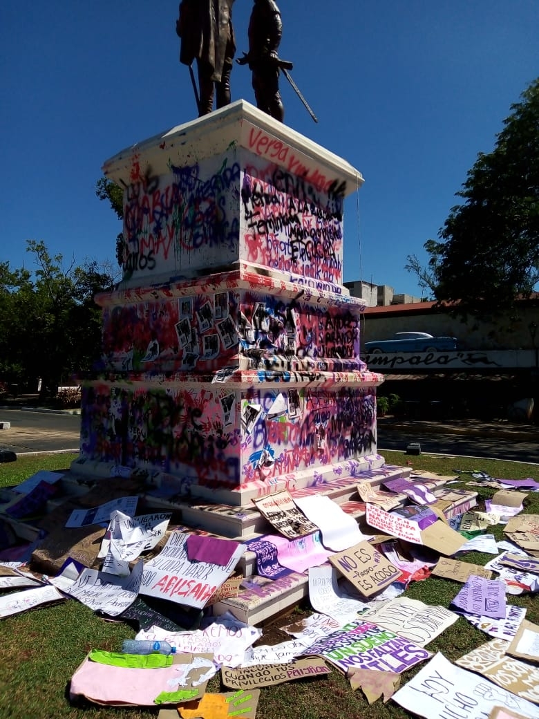 Con pintas, así se ve Mérida tras la marcha del 8M: FOTOS