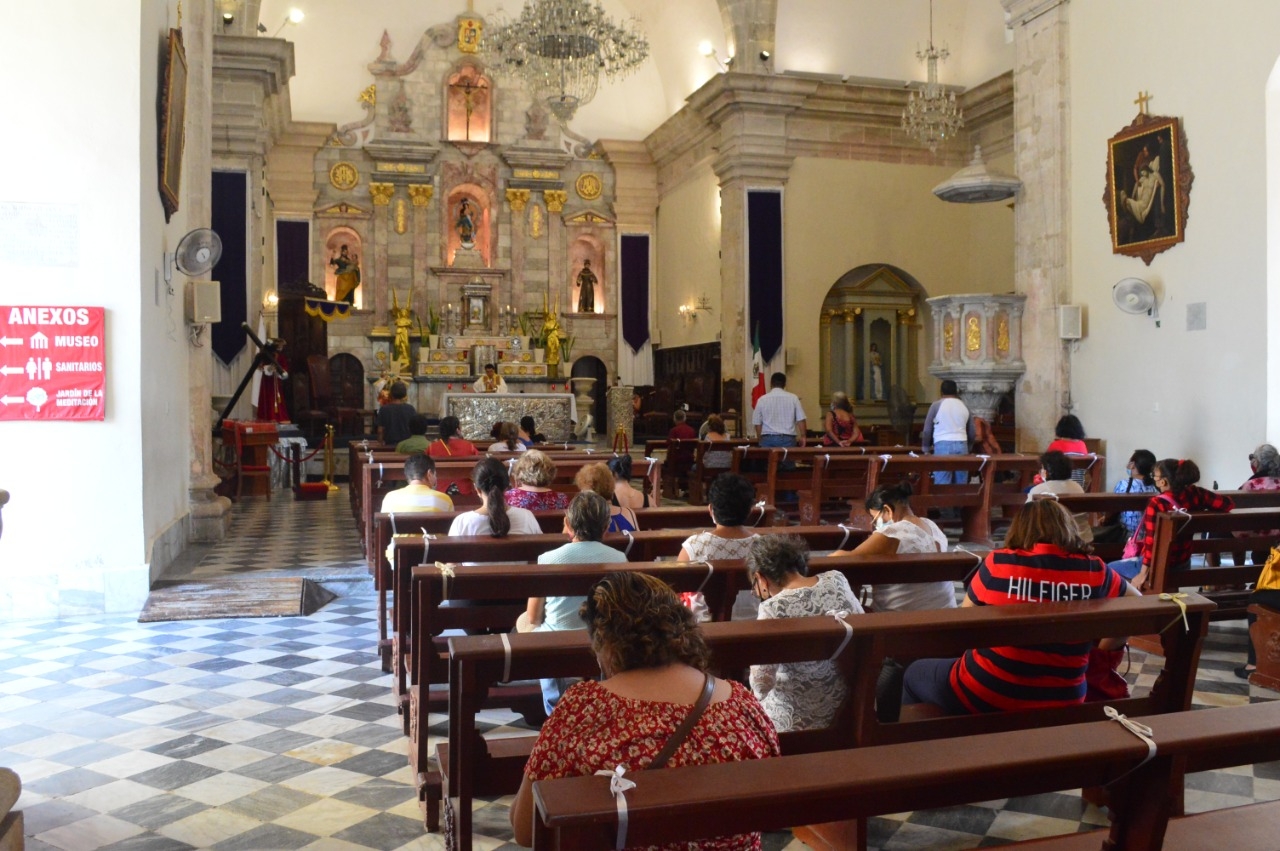 Parejas de Campeche falsifican documentos para casarse por la iglesia, denuncia Diócesis