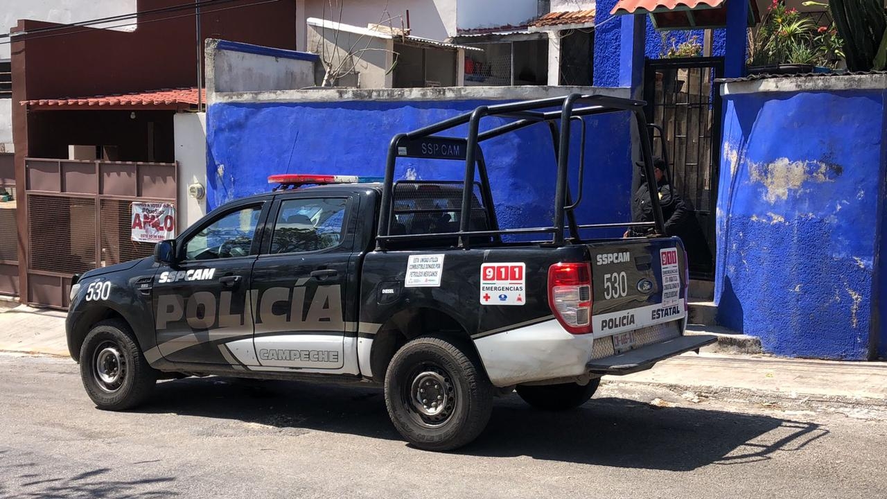 Detienen a distribuidora de drogas a bordo de una motocicleta en Campeche