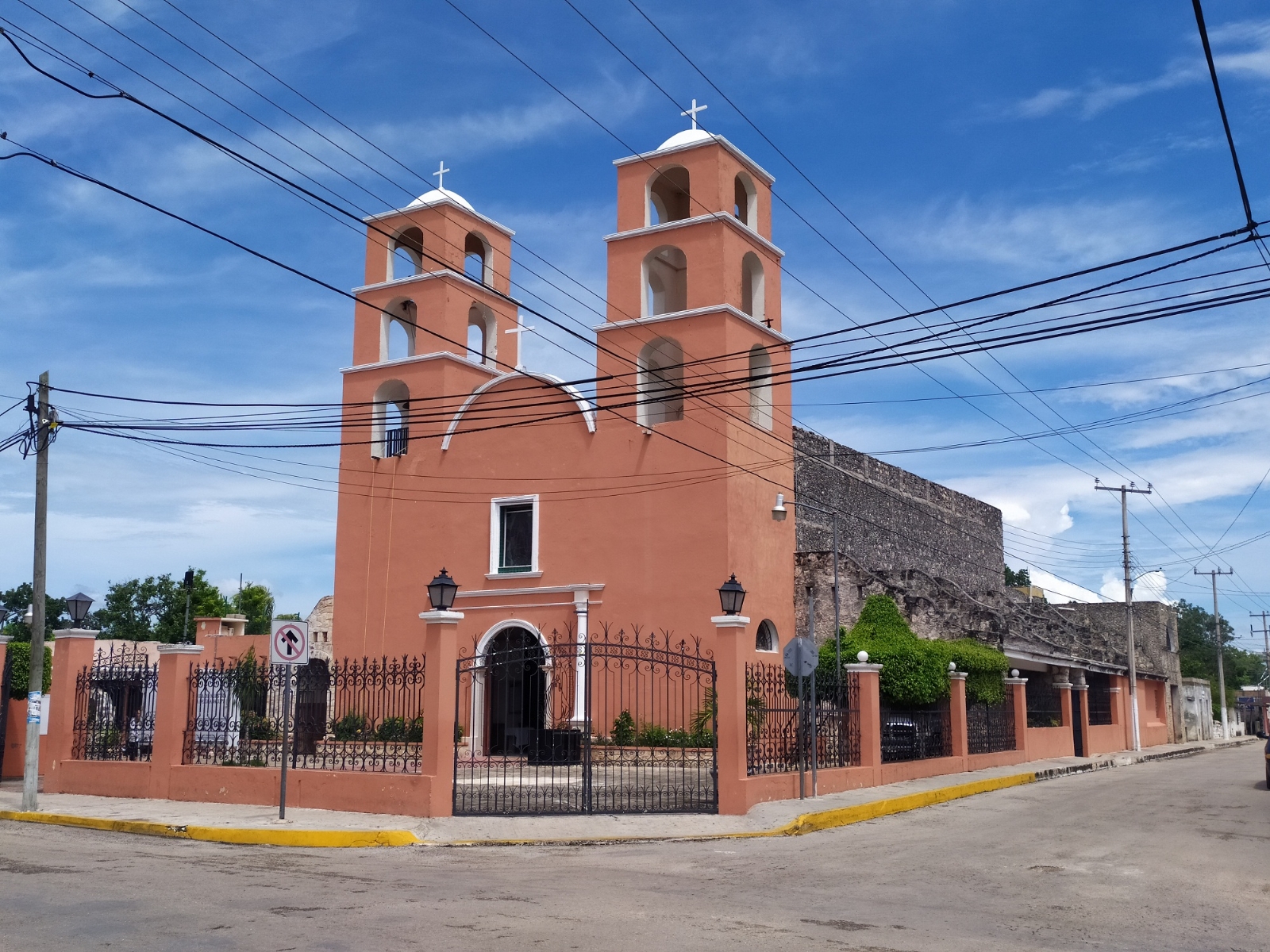 Estafadores utilizan a iglesia de Tizimín para engañar a restauranteros