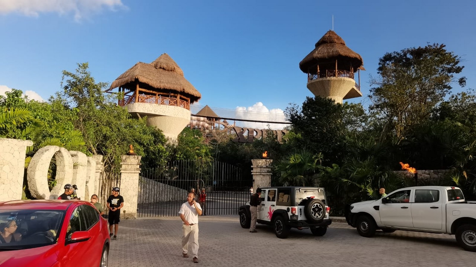 Elementos de la Guardia Nacional acudieron al Parque Xplor en la Riviera Maya para verificar el reporte de balacera ocurrido ayer