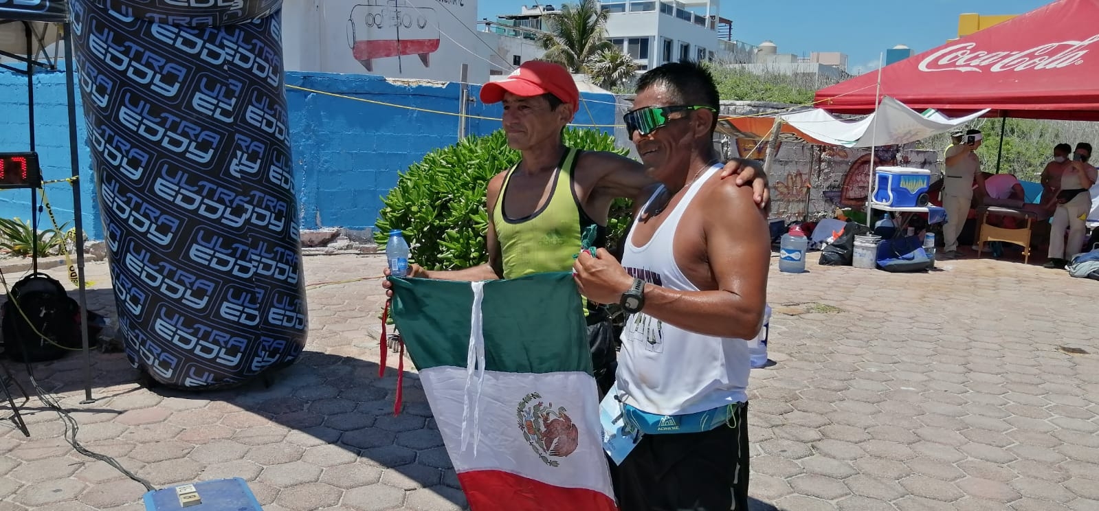 Oscar de los Santos, tres veces campeón del Ultramaratón en Isla Mujeres