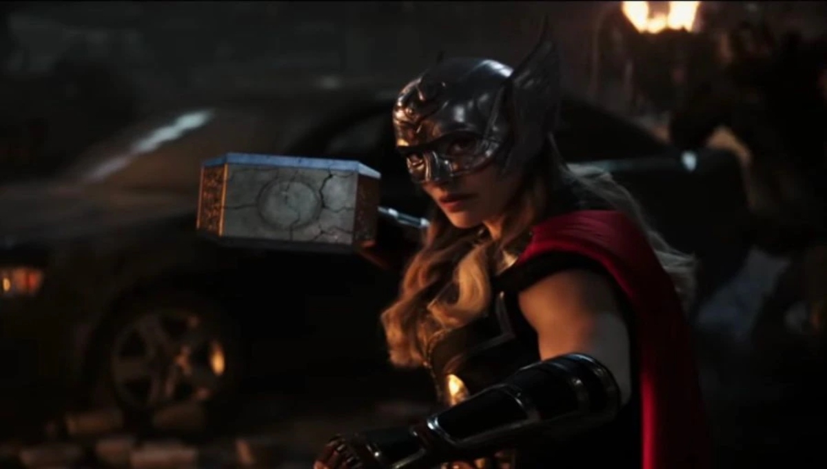 Presentan nueva imagen de 'Thor: Love and Thunder' con Natalie Portman como la Diosa del Trueno