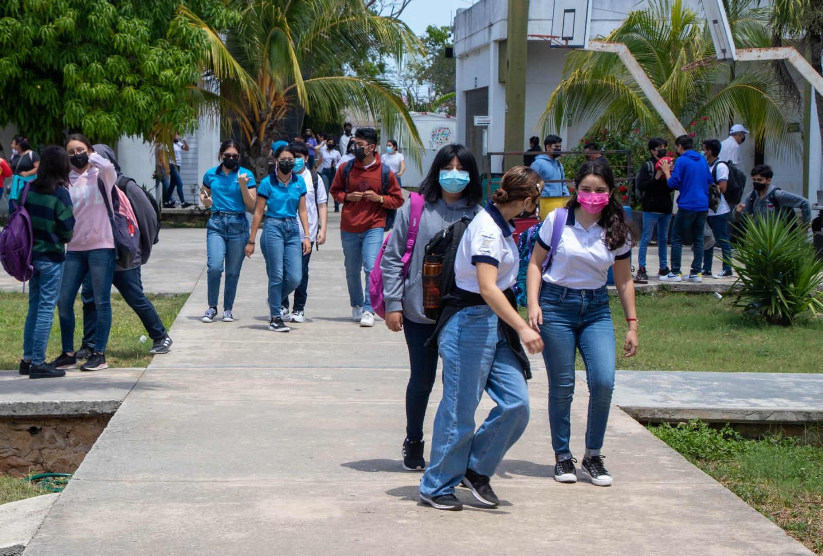 Terminan las vacaciones de Semana Santa, estudiantes de Yucatán regresan a clases el lunes