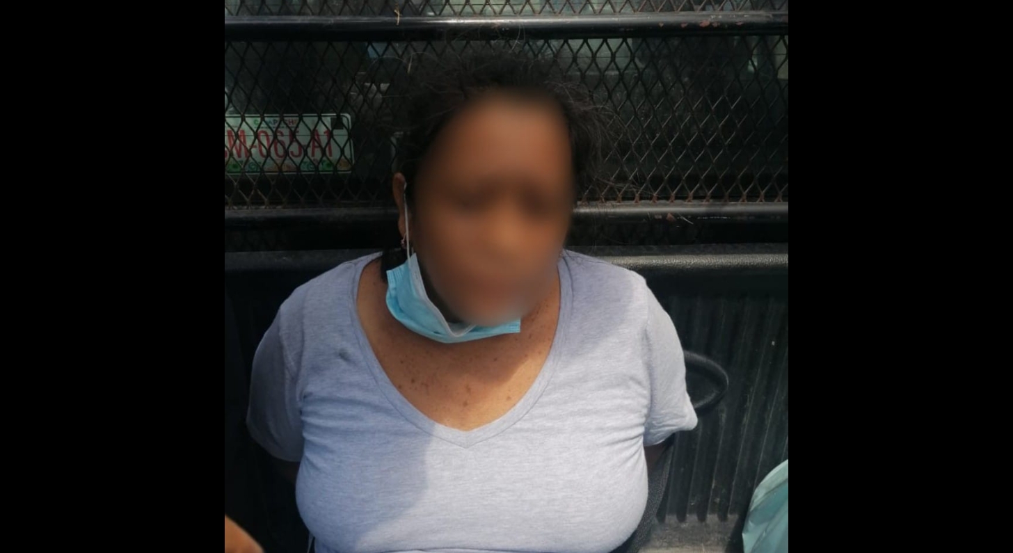 Detienen a mujer por intento de fraude en el mercado principal de Campeche