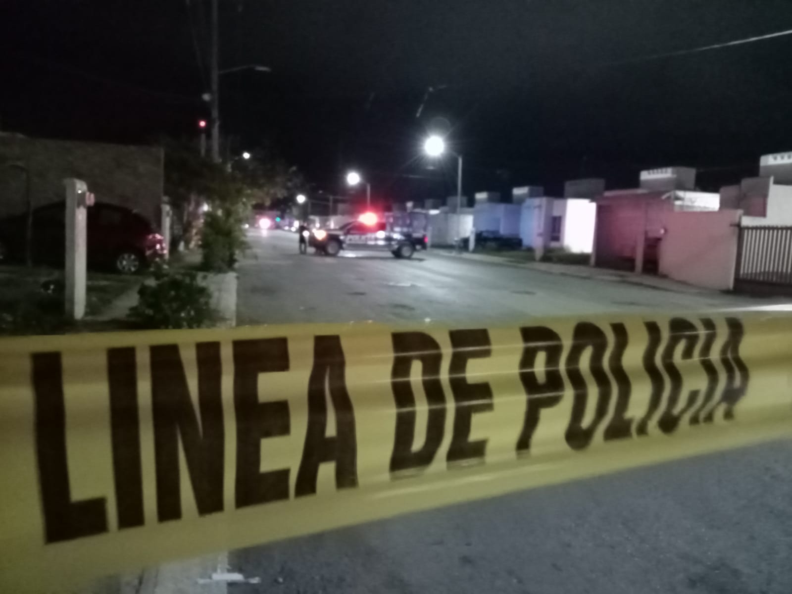 El cuerpo del hombre fue llevado al Semefo de Cancún, en espera de ser identificado, luego de ser asesinado a balazos