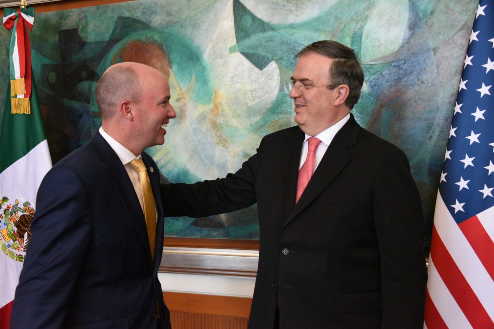 Marcelo Ebrard recibe en México a Spencer Cox, gobernador de Utah