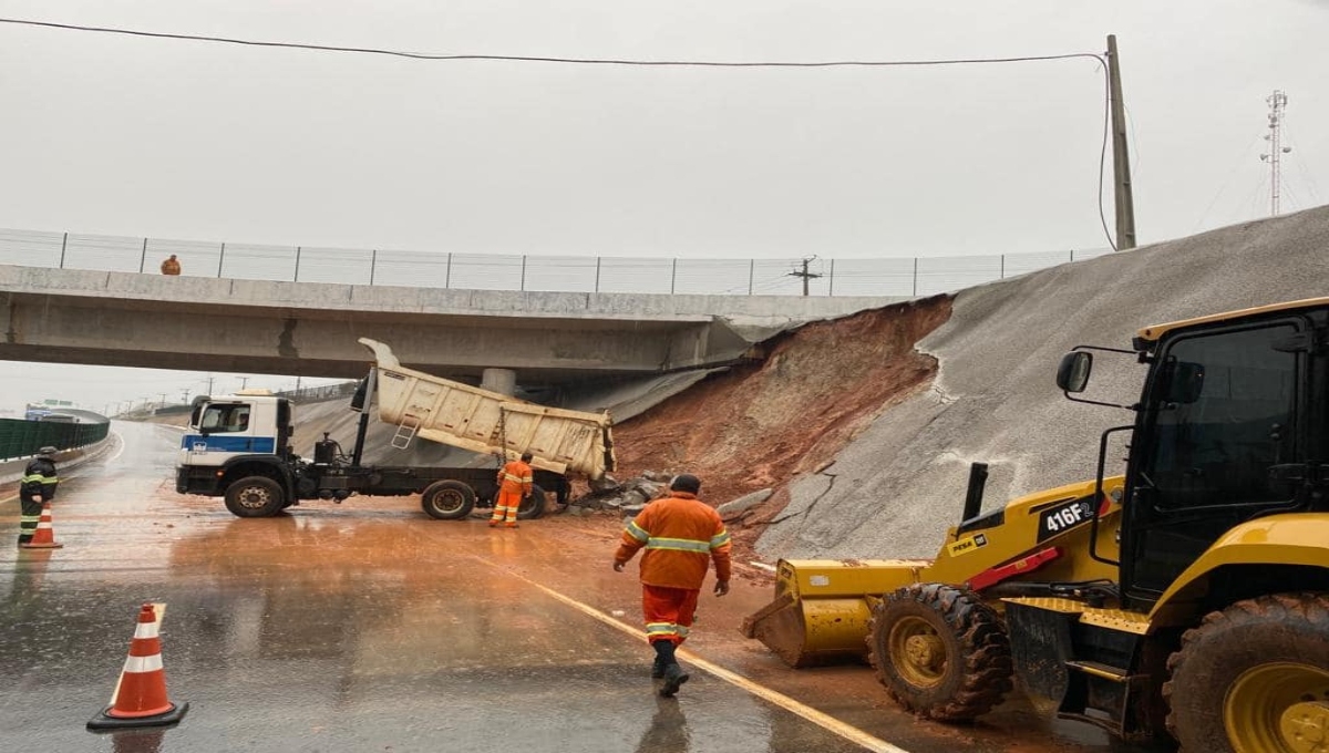 Se desploma obra inaugurada hace 20 días en Brasil