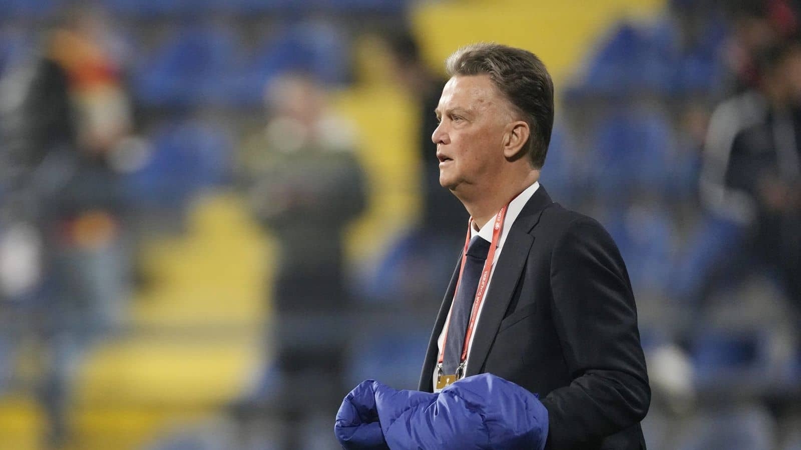 Louis van Gaal revela que sufre de cáncer de próstata, así se encuentra su salud