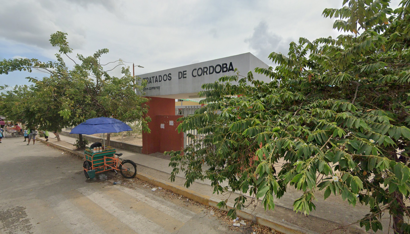 Aparece narcomensaje en una primaria de Villas del Mar en Cancún