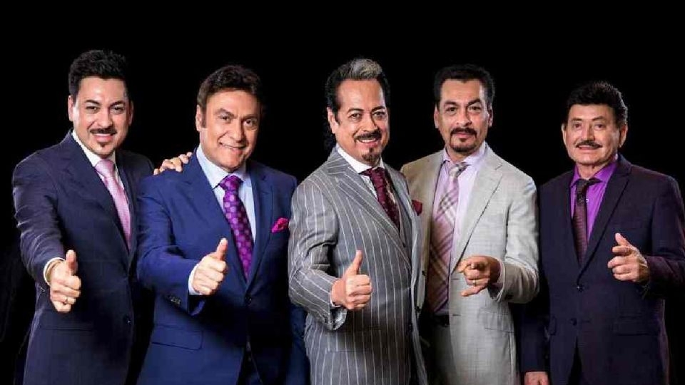 Los Tigres del Norte es una agrupación fundada hace más de 50 años y es reconocida por cantar historias en sus corridos