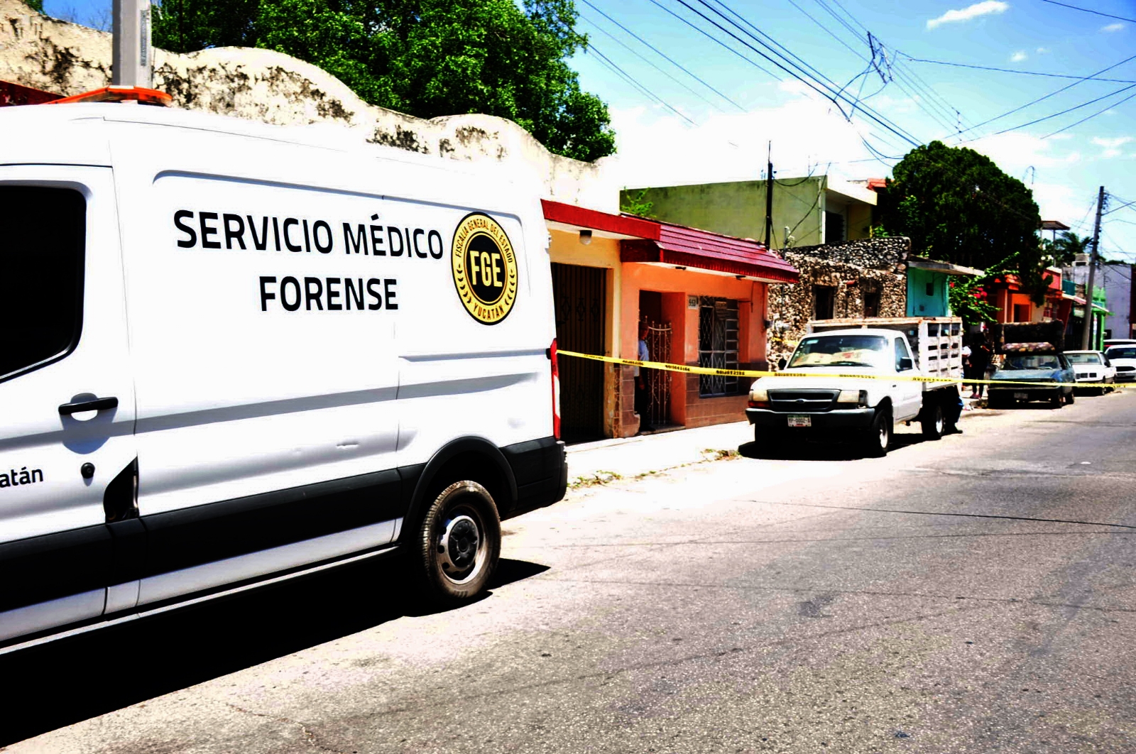 Muere entrenador de Mérida en la colonia Jesús Carranza; quedó sentado en un sillón