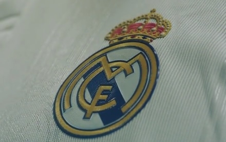 Real Madrid presenta nuevo uniforme en homenaje a sus 120 años