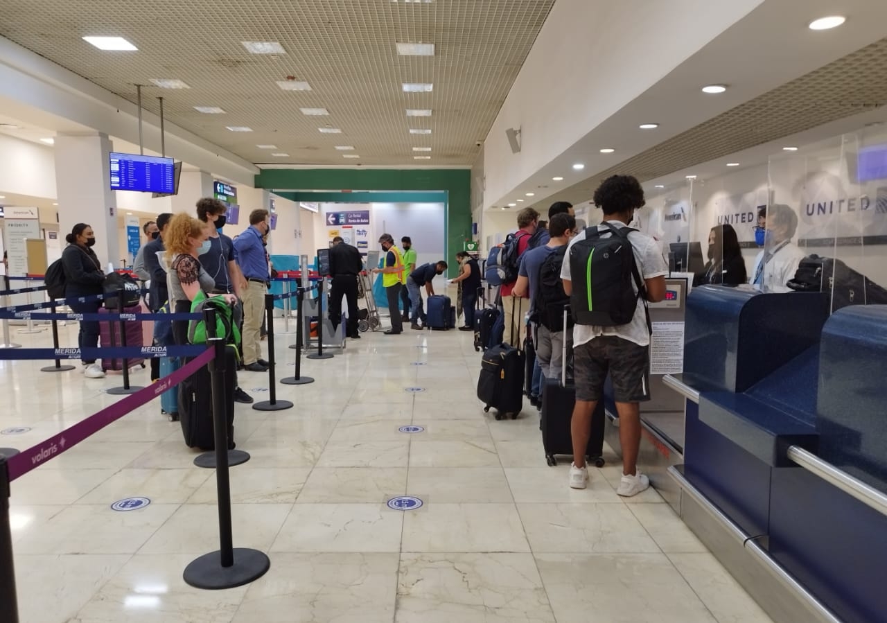 Aeropuerto de Mérida contempla 54 operaciones para este martes 17 de mayo