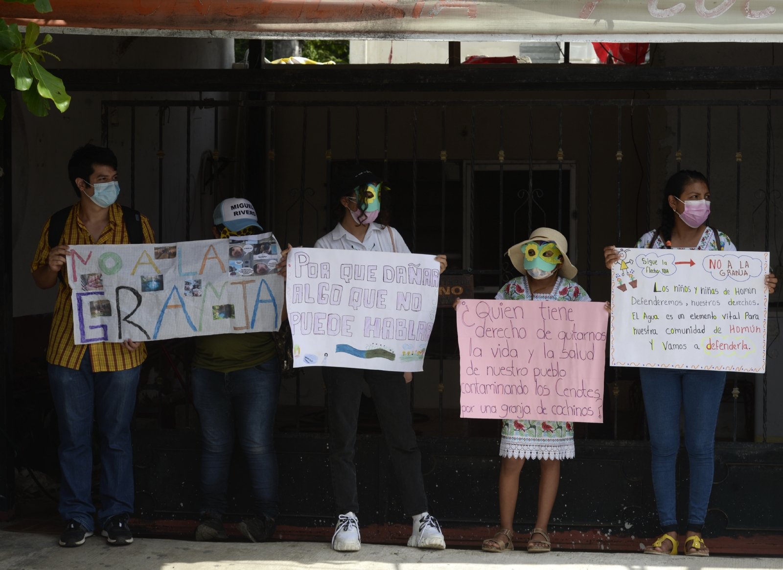 Pobladores de la comisaría de Izamal anunciaron que realizarán un plantón frente al Poder Judicial, a la espera de la decisión del juez